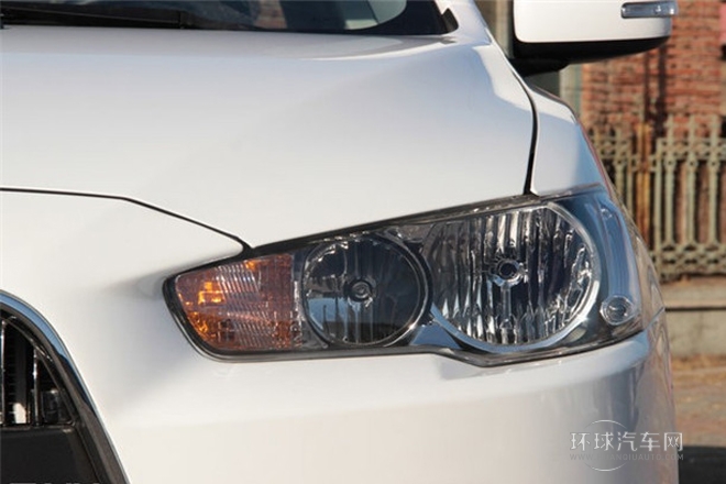 2013款 風(fēng)尚版 1.6L 手動(dòng)豪華型