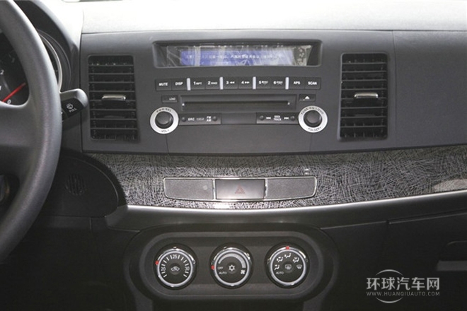 2013款 時尚版 1.8L 手動睿智型