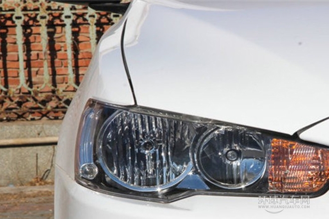 2013款 時尚版 1.8L 手動舒適型