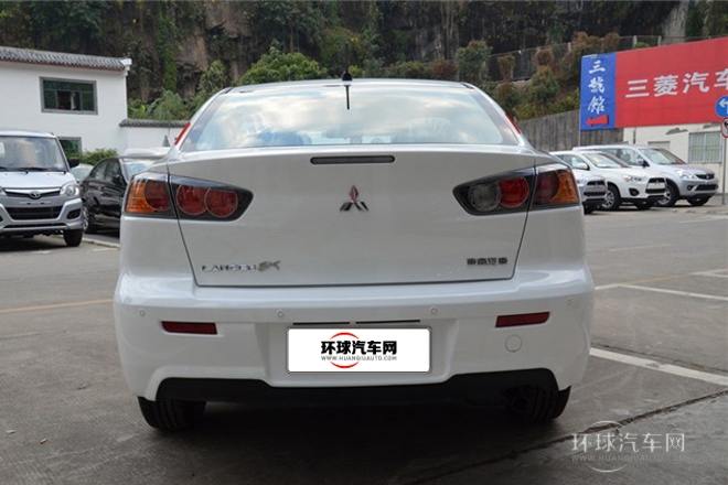 2013款 時尚版 1.8L 手動舒適型