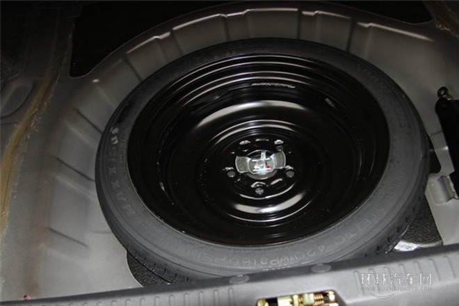 2013款 時(shí)尚版 1.8L CVT舒適型