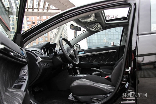 2013款 時尚版 1.8L CVT舒適型