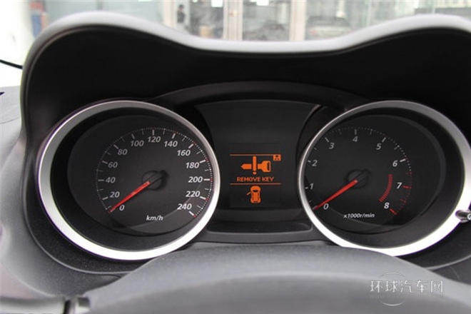 2013款 時尚版 1.8L CVT舒適型