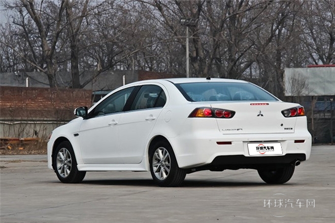 2013款 致炫版 2.0L 手動(dòng)舒適型