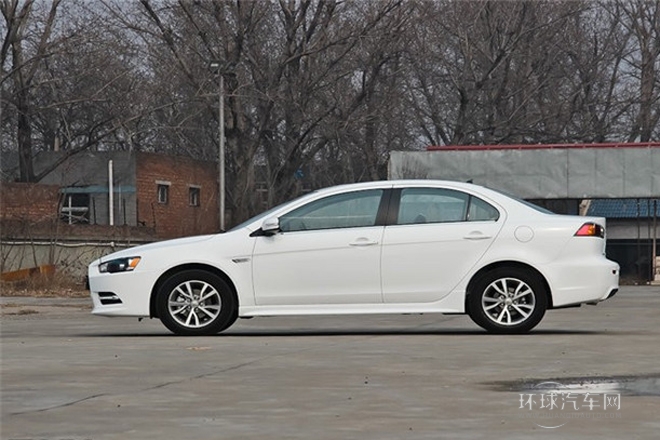 2013款 致炫版 2.0L 手動舒適型