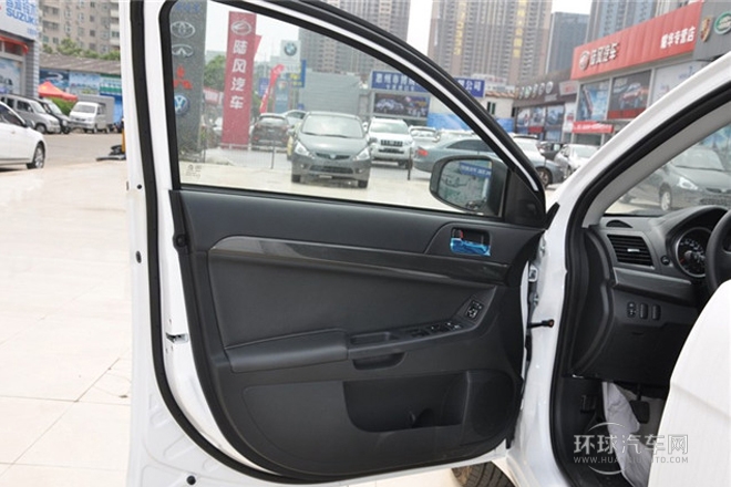 2013款 1.6L 手動舒適型