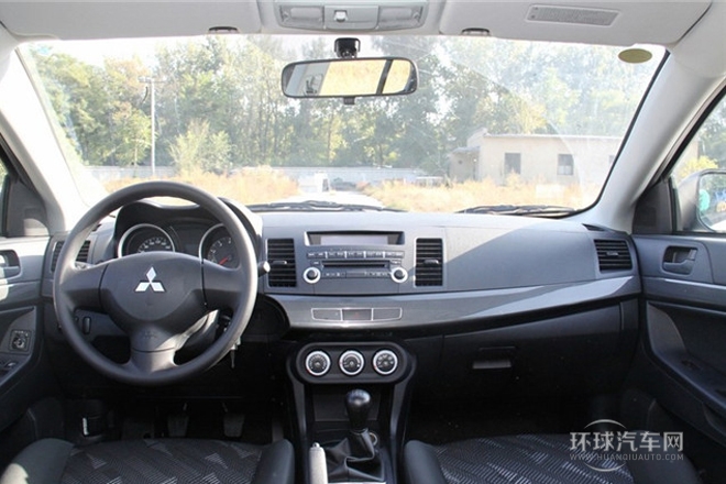 2013款 1.6L 手動舒適型