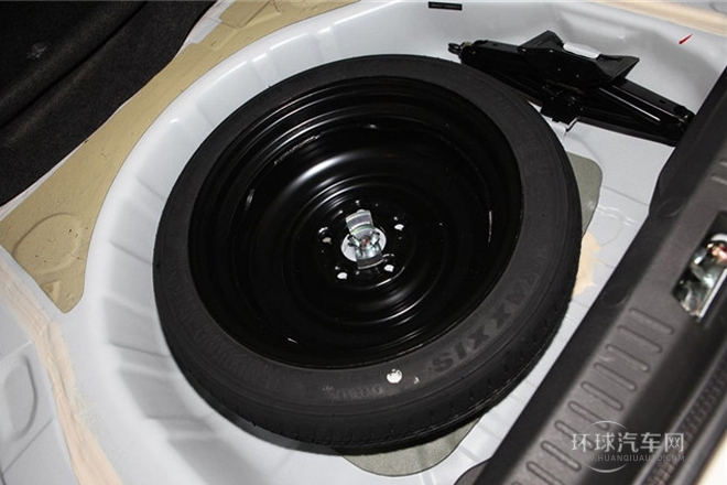 2013款 1.8L 自動旗艦型 國IV