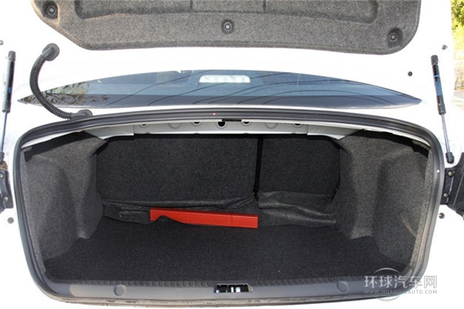 2013款 1.8L 自動旗艦型 國IV