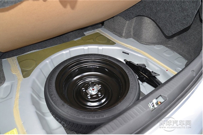 2013款 1.8L 自動(dòng)豪華型 國(guó)V