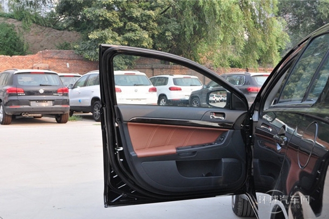 2013款 1.8L 自動旗艦型 國V