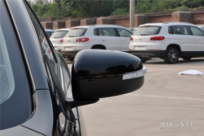 2013款 1.8L 自動旗艦型 國V