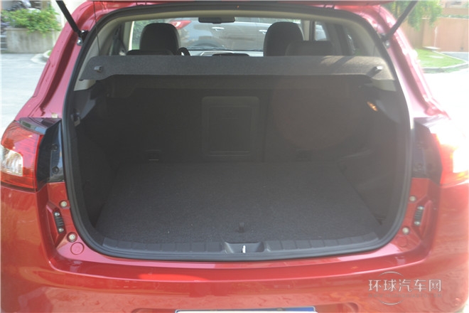 2013款 2.0L 四驅豪華型