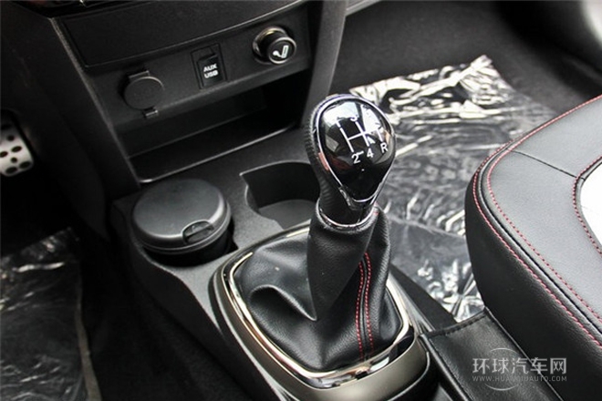 2014款 1.5L 兩驅豪華型