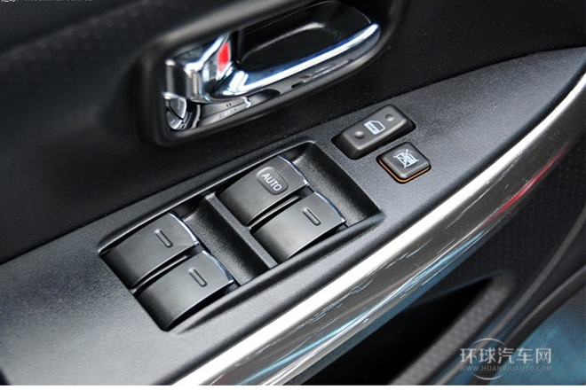 2012款 1.5L 兩驅舒適型