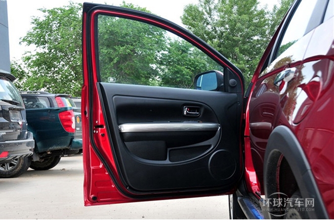 2012款 1.5L 兩驅舒適型