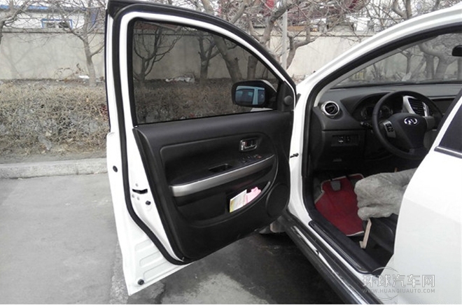 2012款 1.5L 兩驅(qū)豪華型