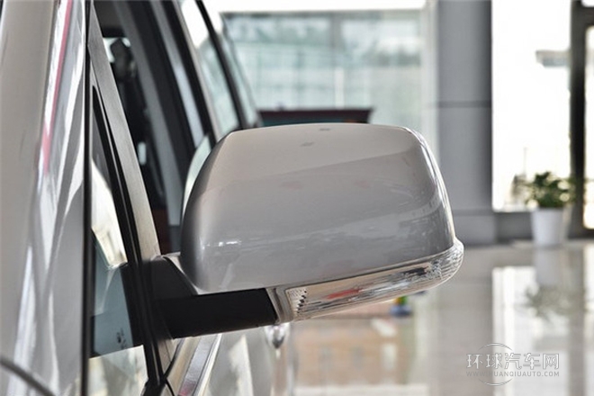 2013款 1.5T 手動(dòng)雅尚型