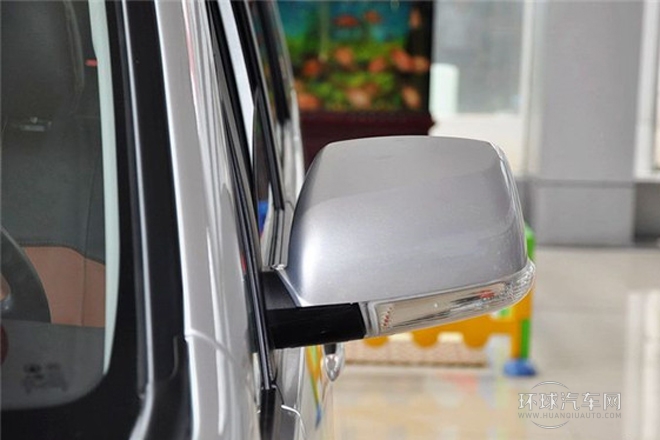 2013款 1.5T 手動尊尚型