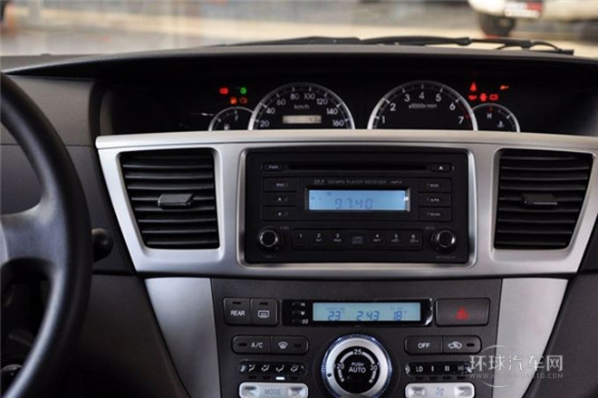 2013款 2.0L 自動舒適型