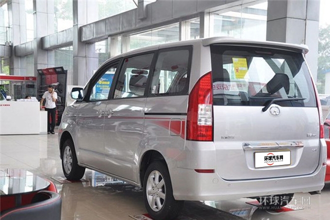 2013款 2.0L 自動舒適型