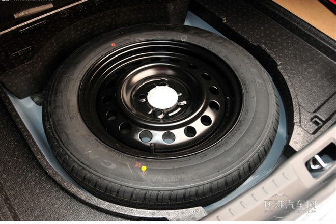 2013款 1.5L CVT舒適型