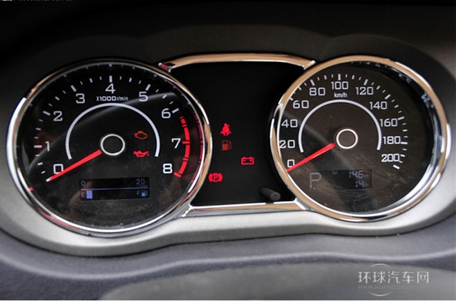 2013款 1.5L CVT舒適型