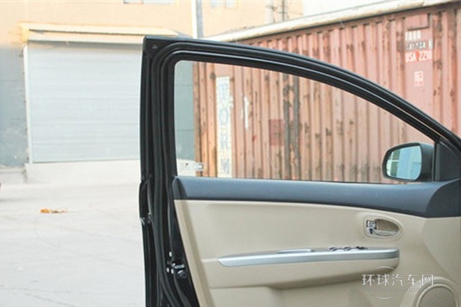 2013款 1.5L 手動豪華型