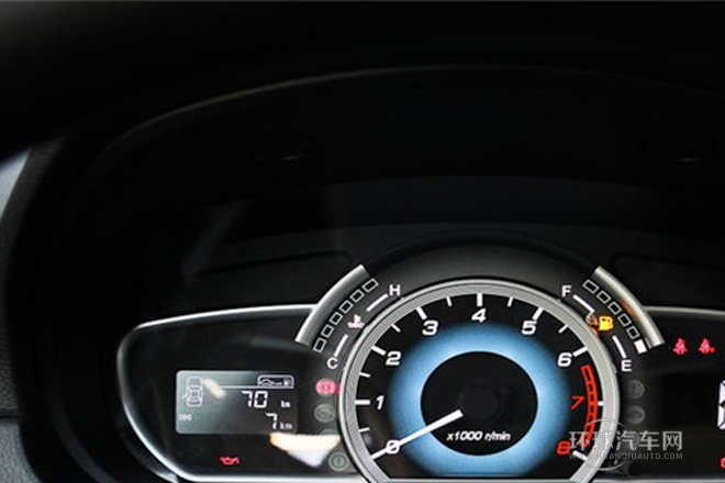 2013款 新視界版 1.5L 手動智尚型