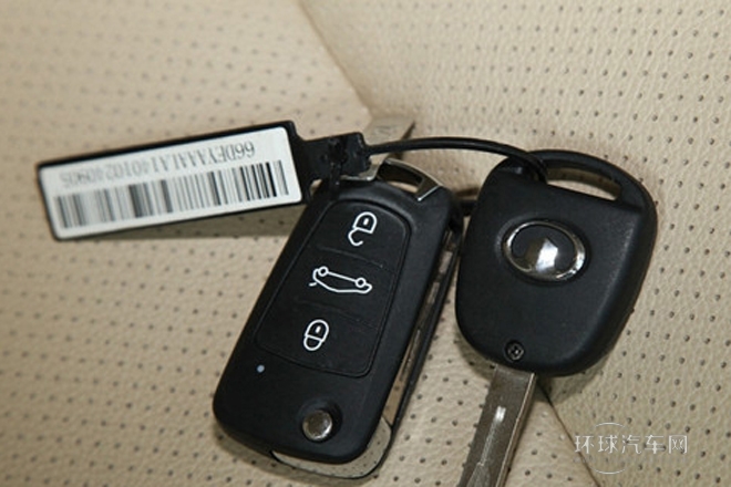 2013款 1.5L CVT豪華型