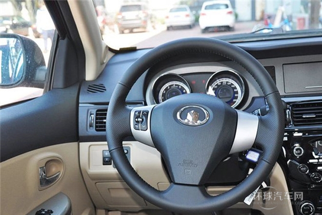 2013款 1.5L 手動(dòng)精英型