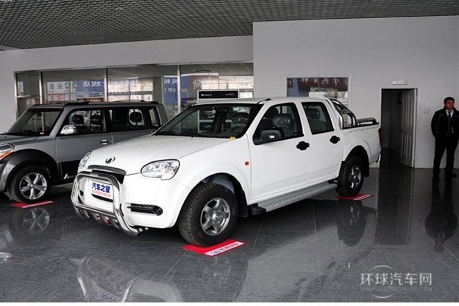 2011款 2.4L公務版 豪華型 四驅小雙排