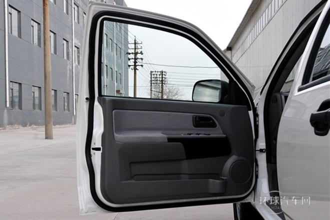 2011款 2.8T商務版 豪華型小雙排