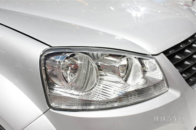 2011款 2.8T公務(wù)版 豪華型 兩驅(qū)小雙排