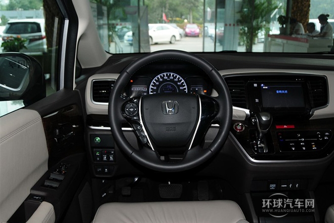 2015款 2.4L 豪華版