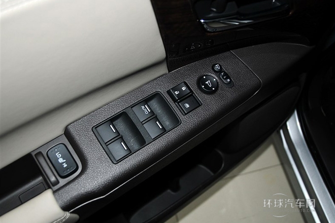 2015款 2.4L 豪華版