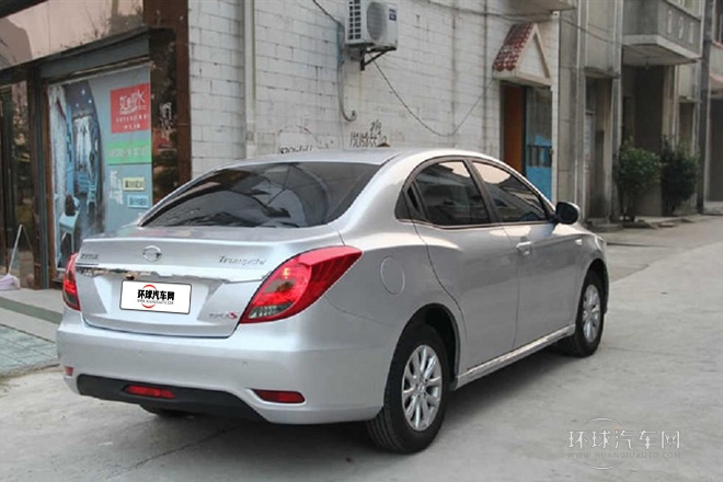 2014款 1.6L 手動(dòng)精英版