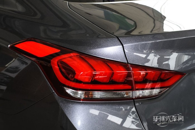 2015款 3.3 Gdi 四驅旗艦版