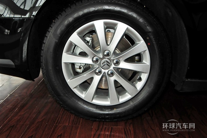 2014款 2.0L 自動尊悅型