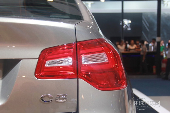 2014款 2.3L 自動尊貴型