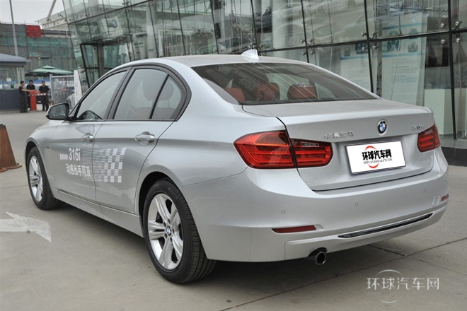 2015款 316i 運(yùn)動(dòng)設(shè)計(jì)套裝