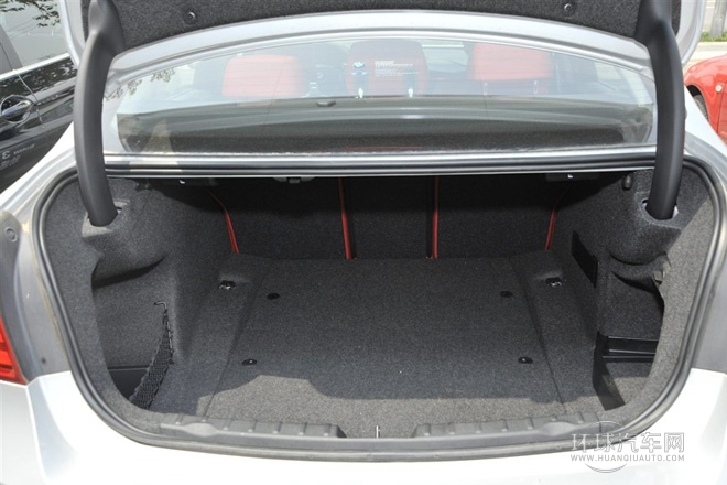 2015款 316i 運(yùn)動(dòng)設(shè)計(jì)套裝