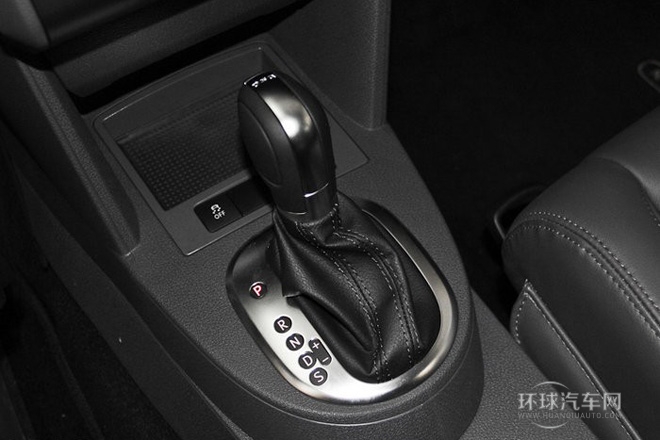 2015款 1.4T 手動舒適版5座