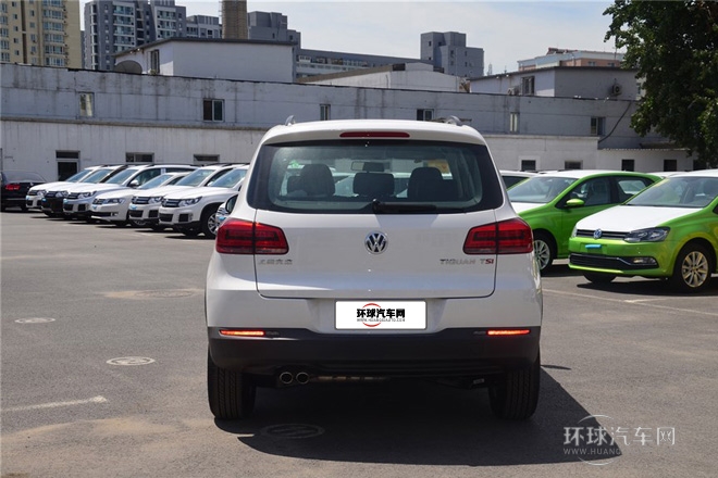 2015款 1.8TSI 手動兩驅(qū)風(fēng)尚版