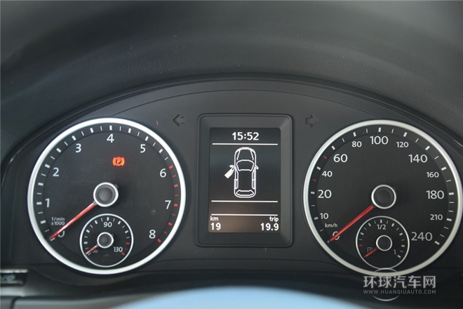 2015款 1.8TSI 手動兩驅(qū)風(fēng)尚版