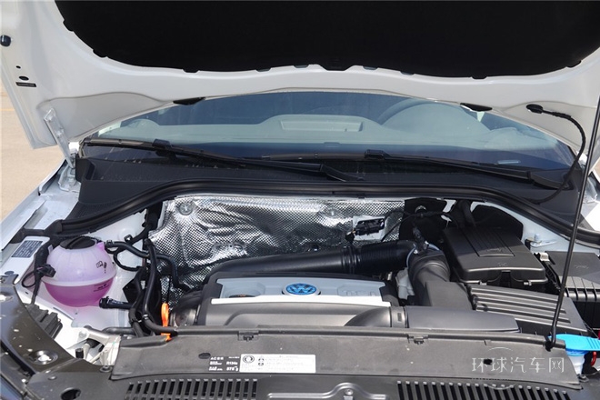 2015款 1.8TSI 手動(dòng)兩驅(qū)風(fēng)尚版