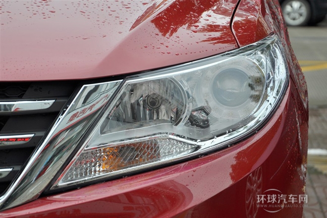 2014款 1.5L 自動(dòng)智尚型