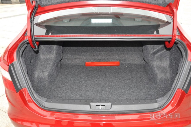 2014款 1.5L 自動智尚型