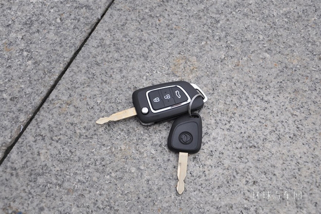 2014款 1.5L 自動智尚型