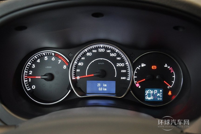 2014款 2.5L 兩驅(qū)Touring版